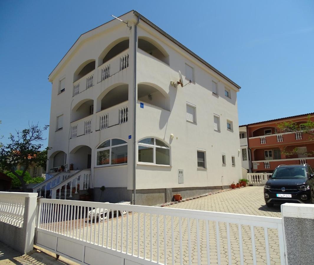 Apartmani David Vir Buitenkant foto