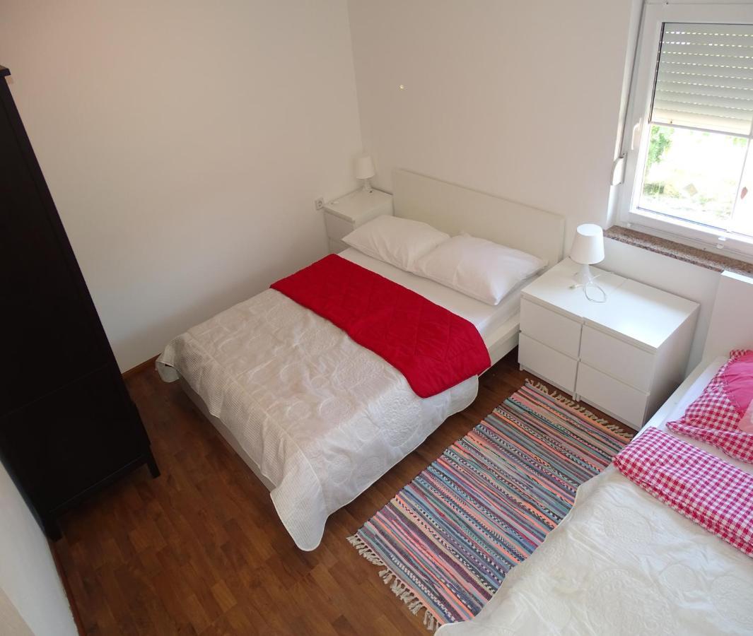 Apartmani David Vir Buitenkant foto