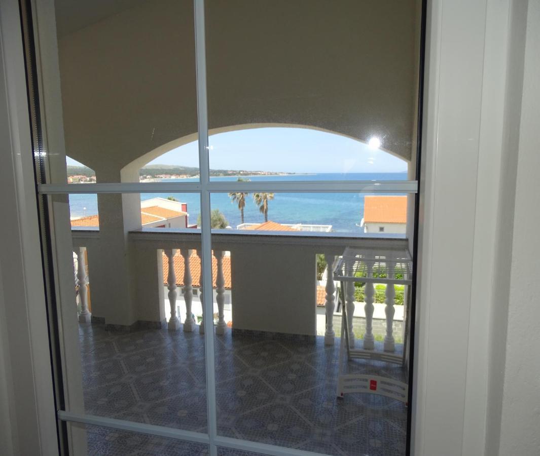 Apartmani David Vir Buitenkant foto